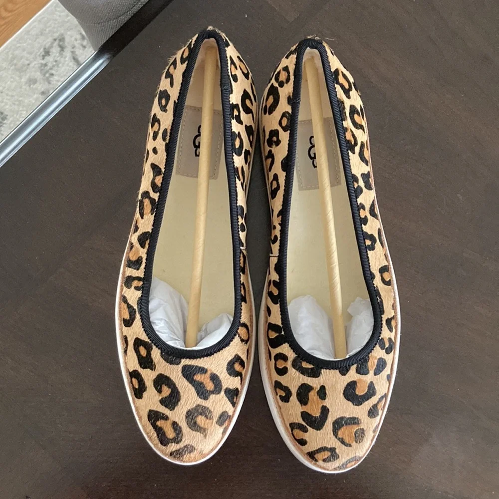 UGG leopard print pony hair flats, size US 7.5 - Picture 5 of 12